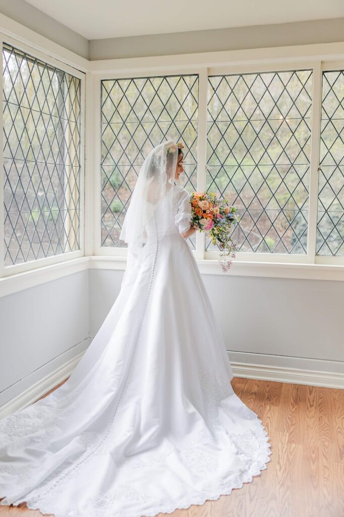 Beautiful Bride at the Glover Mansion Spokane Washington